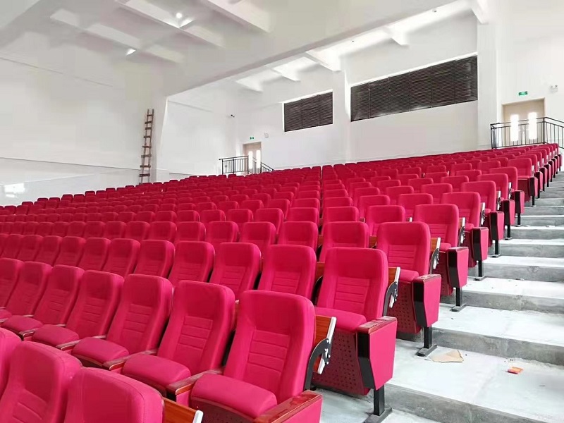 生產(chǎn)禮堂椅廠家.jpg 生產(chǎn)禮堂椅廠家.jpg