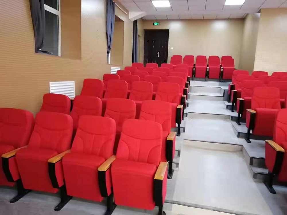 禮堂會(huì)議椅廠家.jpg