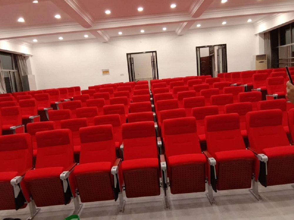 生產(chǎn)禮堂椅廠家 生產(chǎn)禮堂椅廠家